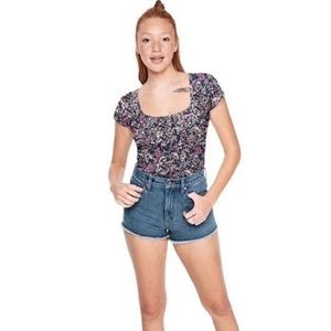 New PINK Short Sleeve Bodysuit